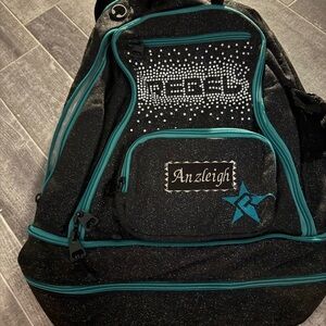 listing-status-banner